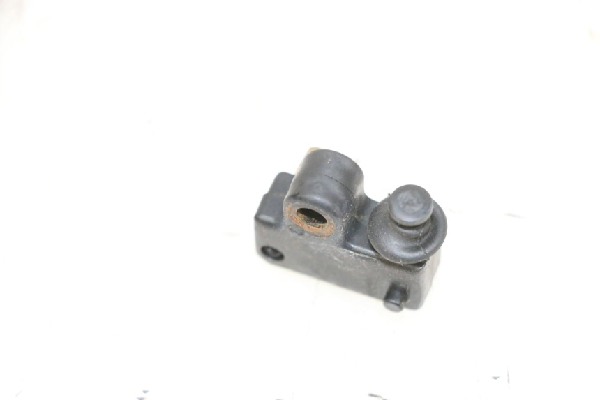 photo de RIGHT BRAKE LIGHT SWITCH YAMAHA XMAX X-MAX 125 (2006 - 2009) - Component detail