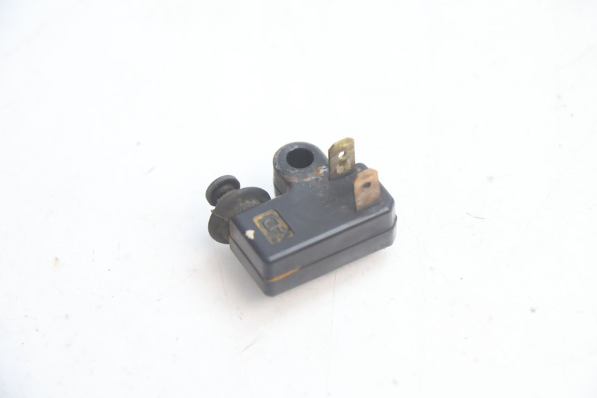 photo de RIGHT BRAKE LIGHT SWITCH YAMAHA XMAX X-MAX 125 (2006 - 2009) - Main view