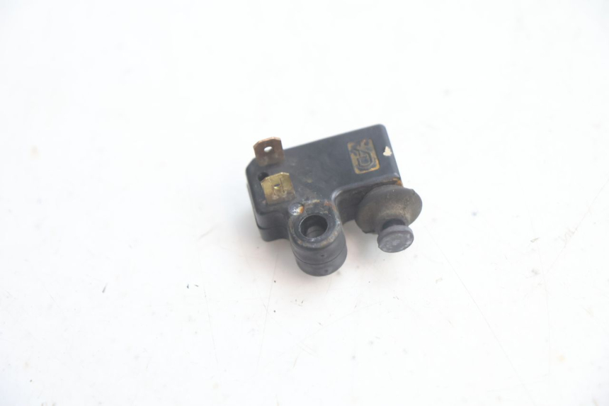 photo de RIGHT BRAKE LIGHT SWITCH YAMAHA XMAX X-MAX 125 (2006 - 2009) - Component detail