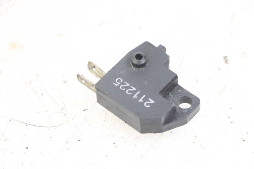 photo de RIGHT BRAKE LIGHT SWITCH FANTIC XM PERFORMANCE 2T 50 (2021 - 2022) - Component detail