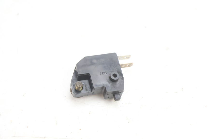 photo de RIGHT STOP LIGHT SWITCH KAWASAKI ZX-6R ZX6R 600 (2000 - 2002) - Alternative perspective
