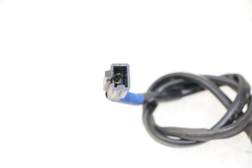 photo de LEFT STOP LIGHT SWITCH YAMAHA BW'S BWS 125 (2010 - 2013) - Zoom on usage condition