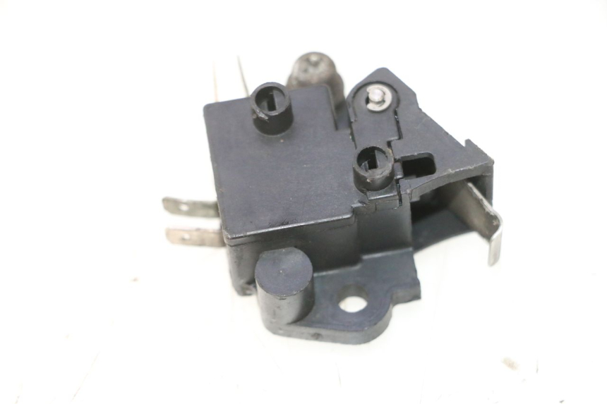 photo de LEFT STOP LIGHT SWITCH HONDA FES PANTHEON 2T 125 (1998 - 2002) - Alternative perspective