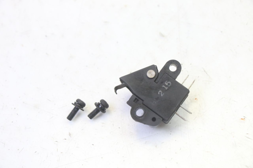 photo de LEFT STOP LIGHT SWITCH HONDA FES S-WING SWING ABS 125 (2007 - 2015) - Zoom on usage condition