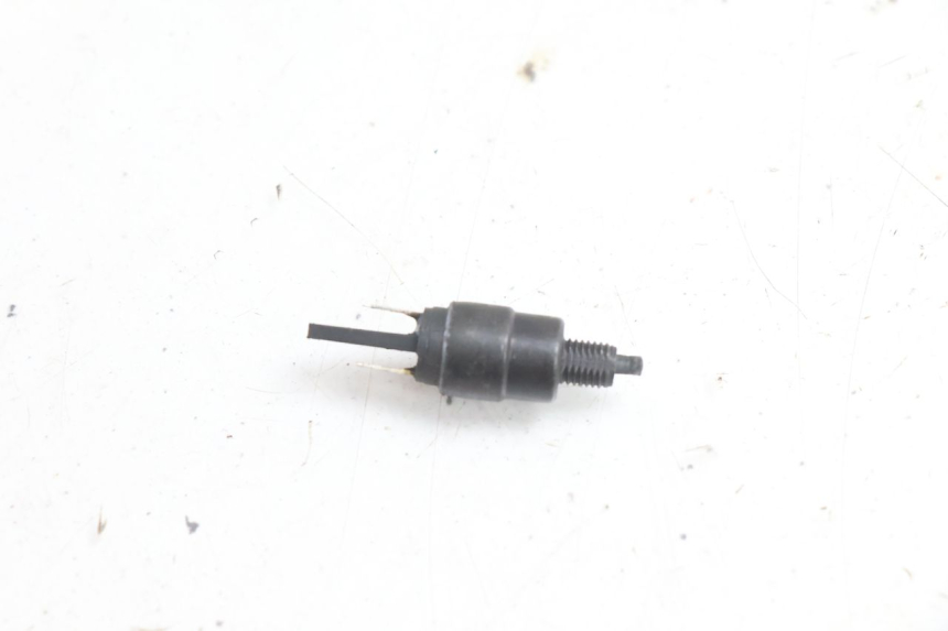 photo de LEFT STOP LIGHT SWITCH PEUGEOT KISBEE 2T 50 (2010 - 2017) - Component detail