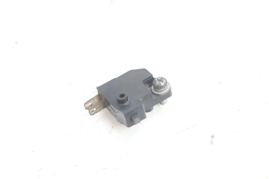 photo de LEFT BRAKE LIGHT SWITCH PEUGEOT SATELIS 125 (2006 - 2009) - Alternative perspective