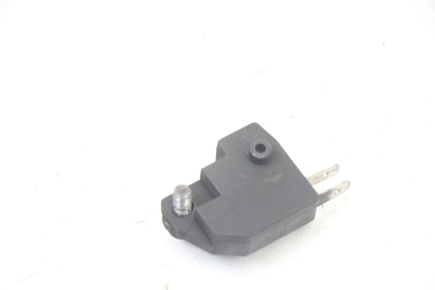 photo de LEFT STOP LIGHT SWITCH SUZUKI BURGMAN 125 (2015 - 2017) - Zoom on usage condition