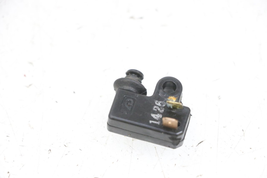 photo de LEFT STOP LIGHT SWITCH YAMAHA TRICITY 300 (2020 - 2024) - Alternative perspective