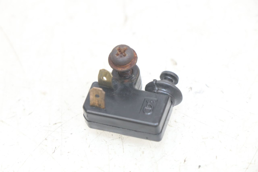 photo de LEFT BRAKE LIGHT SWITCH YAMAHA X-MAX XMAX 250 (2006 - 2009) - Main view