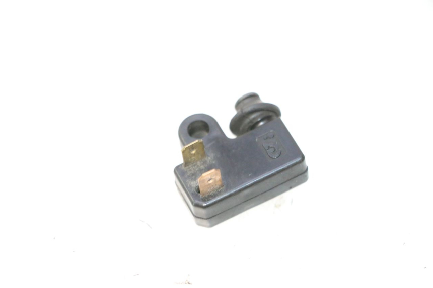 photo de LEFT STOP LIGHT SWITCH YAMAHA X-MAX XMAX 125 (2010 - 2013) - Zoom on usage condition