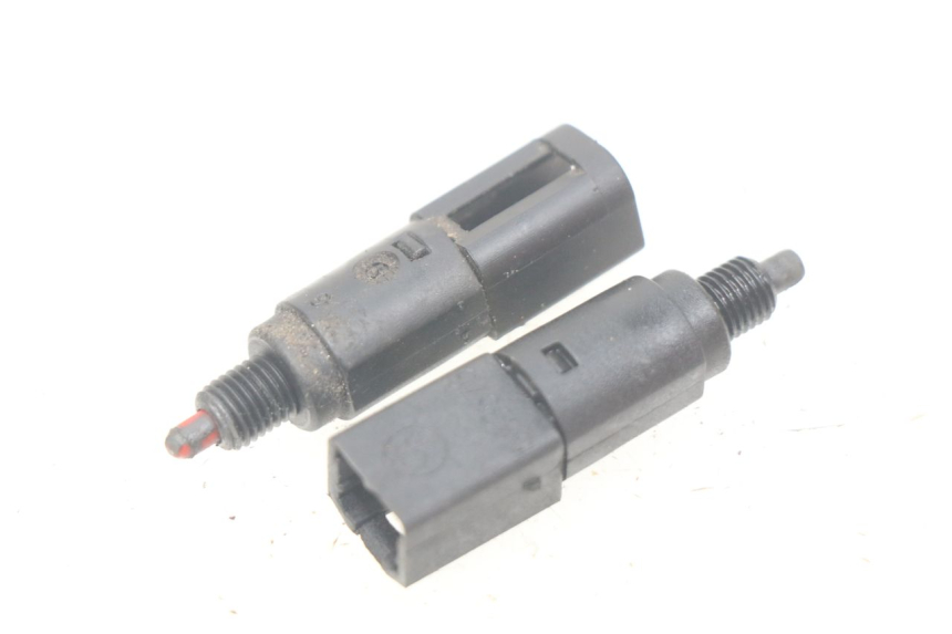 photo de STOP LIGHT SWITCH PIAGGIO LIBERTY 4T 50 (2004 - 2008) - Main view