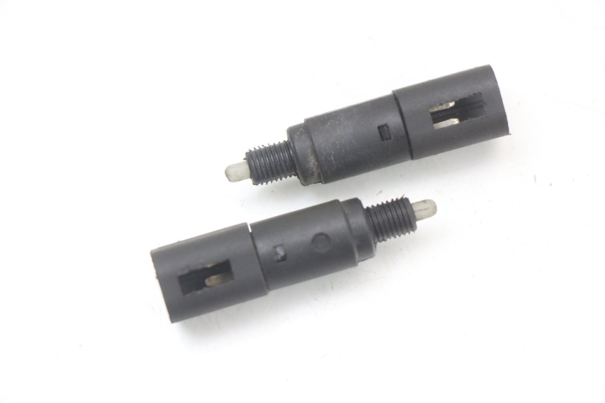 photo de STOP LIGHT SWITCH PIAGGIO LIBERTY 4T 50 (2004 - 2008) - Main view