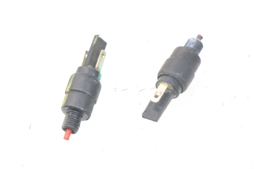 photo de STOP LIGHT SWITCH PIAGGIO LIBERTY IGET 4T 50 (2015 - 2020) - Component detail