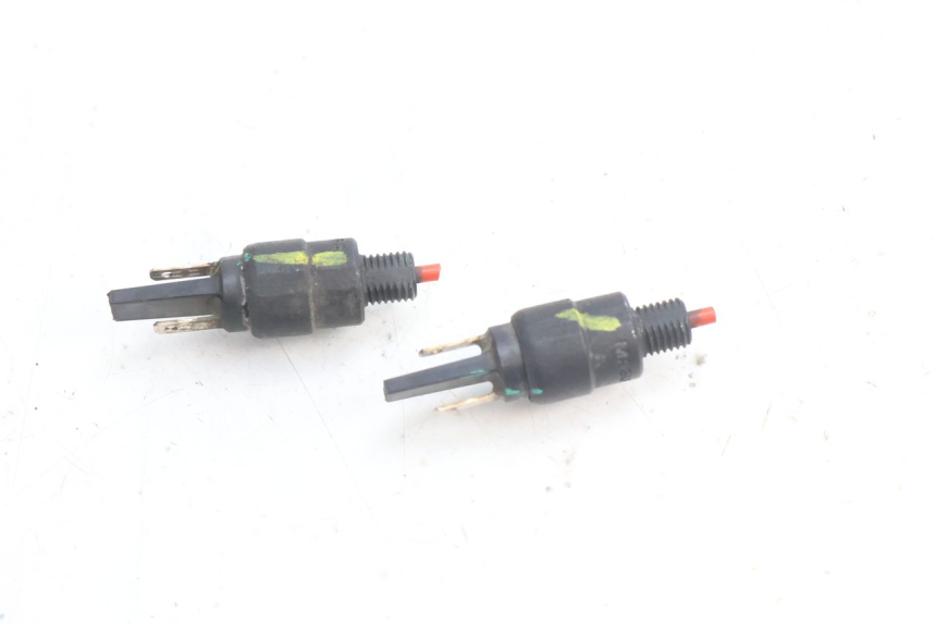 photo de STOP LIGHT SWITCH PIAGGIO LIBERTY IGET 4T 50 (2021 - 2025) - Component detail