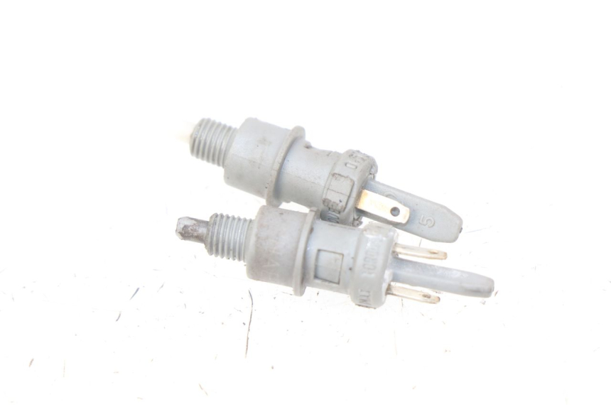 photo de STOP LIGHT SWITCH PEUGEOT LUDIX 50 (2008 - 2017) - Component detail