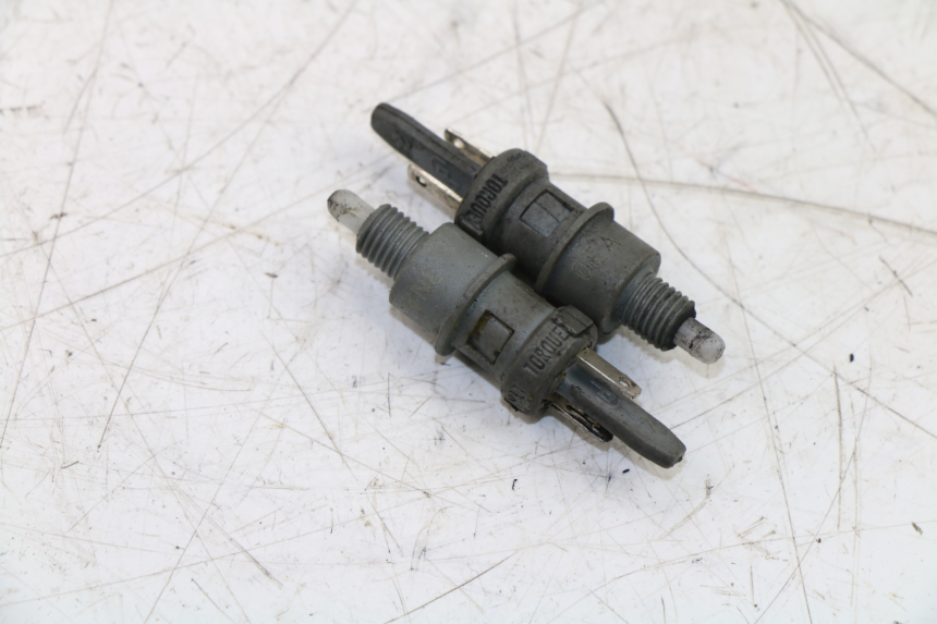 photo de STOP LIGHT SWITCH PEUGEOT LUDIX PRO 4T 50 (2010 - 2017) - Main view