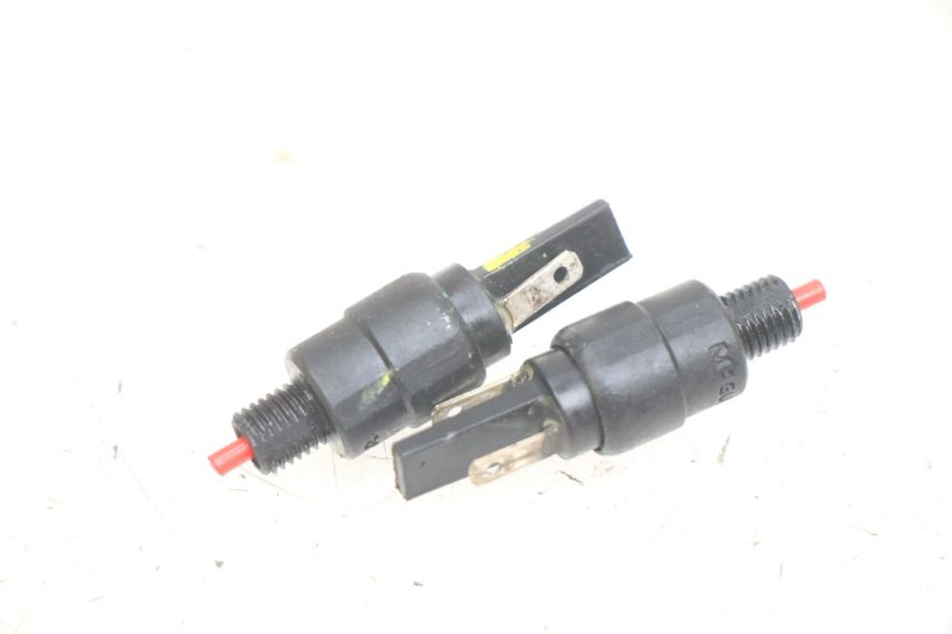 photo de STOP LIGHT SWITCH PIAGGIO MEDLEY 125 (2016 - 2023) - Main view