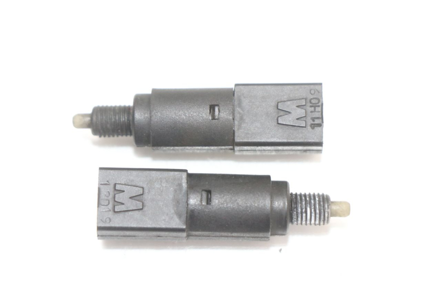 photo de STOP LIGHT SWITCH PIAGGIO MP3 125 (2006 - 2014) - Component detail