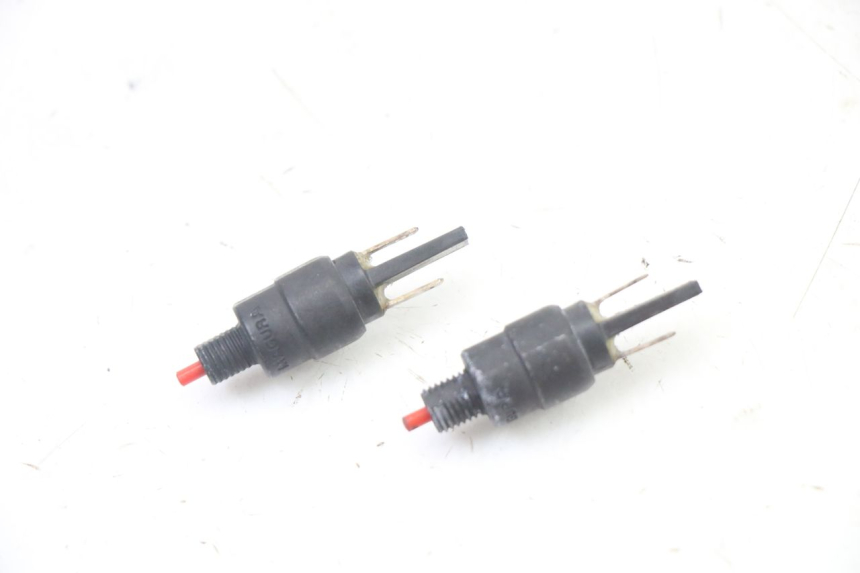 photo de STOP LIGHT SWITCH PIAGGIO NRG POWER PUREJET 50 (2018 - 2021) - Main view