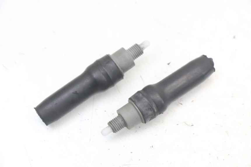 photo de STOP LIGHT SWITCH PEUGEOT ELYSTAR 50 (2002 - 2014) - Main view