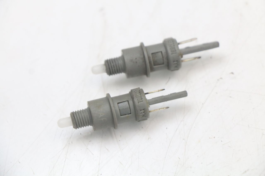 photo de STOP LIGHT SWITCH PEUGEOT LUDIX 50 (2005 - 2007) - Component detail