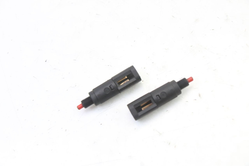 photo de STOP LIGHT SWITCH GILERA RUNNER SL 50 (2006 - 2009) - Component detail