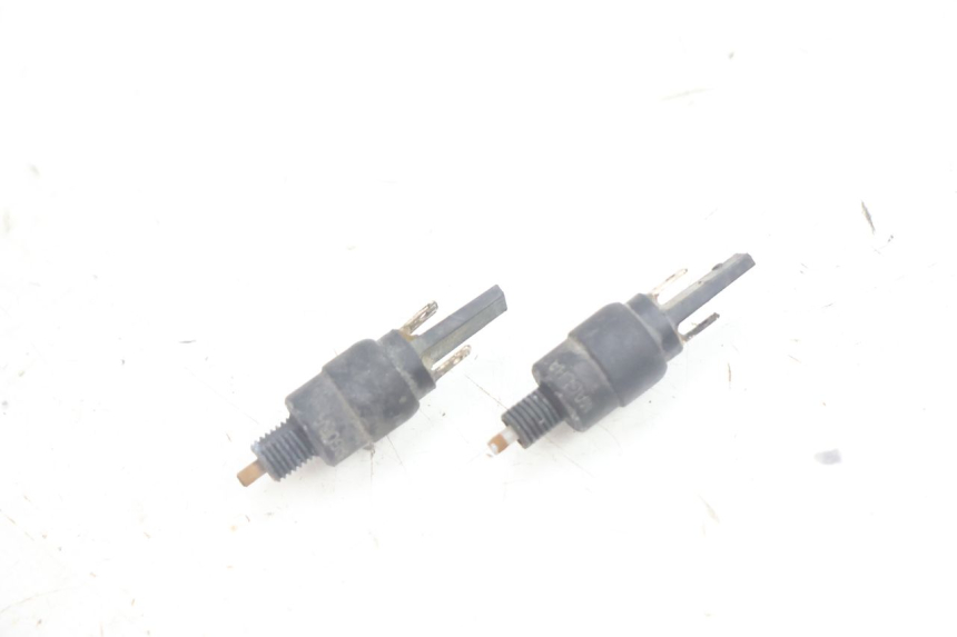 photo de STOP LIGHT SWITCH APRILIA SCARABEO GT 125 (1999 - 2007) - Main view