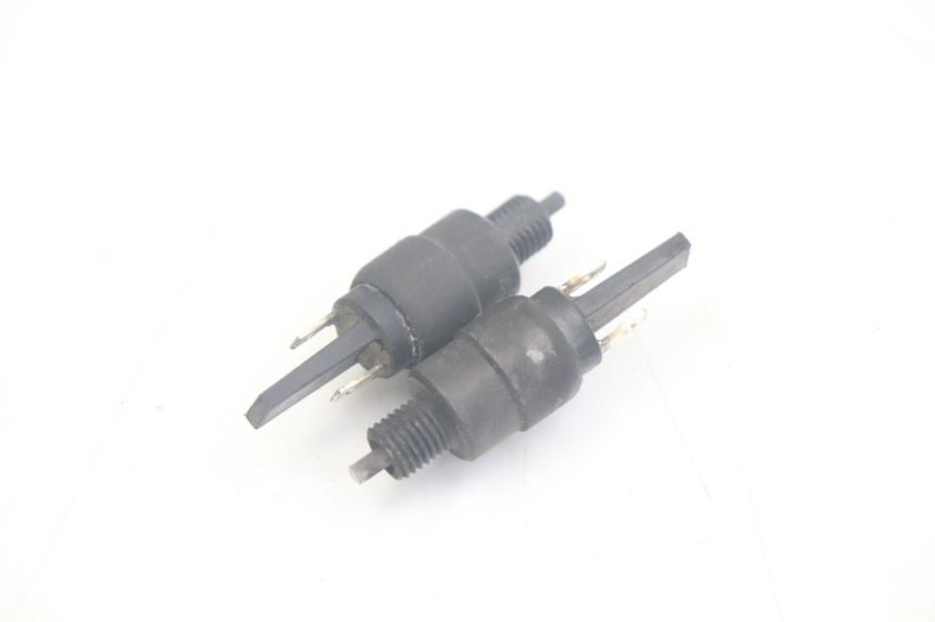 photo de STOP LIGHT SWITCH APRILIA SCARABEO 100 (2003 - 2012) - Main view