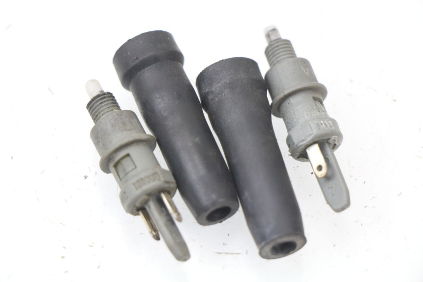 photo de STOP LIGHT SWITCH PEUGEOT SPEEDFIGHT 2 AC 50 (2000 - 2009) - Main view