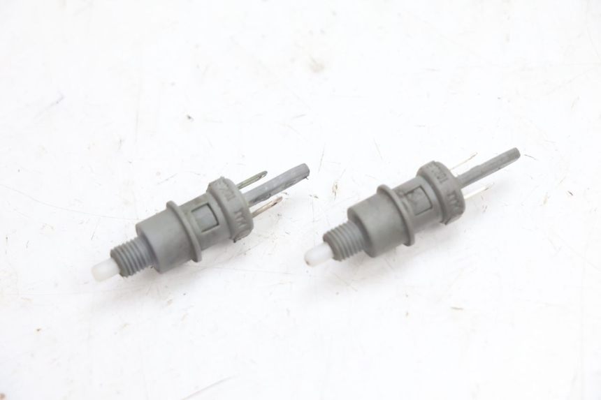 photo de STOP LIGHT SWITCH PEUGEOT SPEEDFIGHT 2 AC 50 (2000 - 2009) - Main view