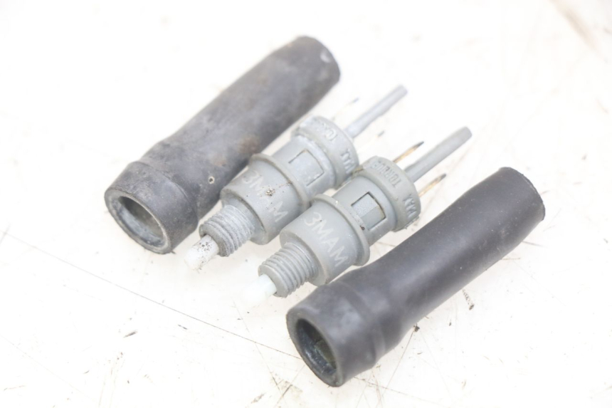 photo de STOP LIGHT SWITCH PEUGEOT TREKKER 50 (1998 - 2004) - Main view