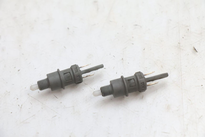 photo de STOP LIGHT SWITCH PIAGGIO TYPHOON 50 (2000 - 2009) - Main view