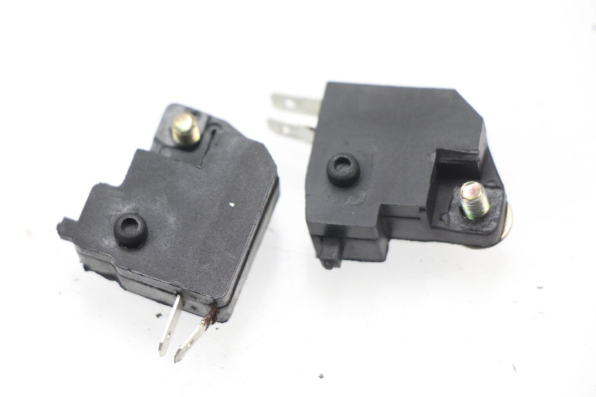 photo de STOP LIGHT SWITCH REVATTO URBA GT 125 (2007 - 2017) - Component detail