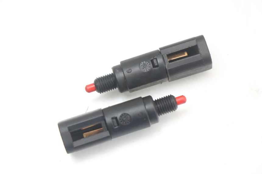 photo de STOP LIGHT SWITCH PIAGGIO VESPA LX 125 (2005 - 2010) - Main view