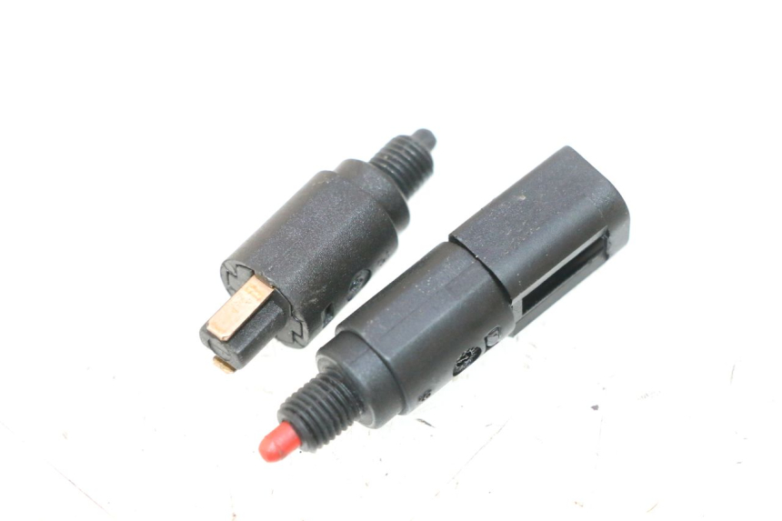 photo de STOP LIGHT SWITCH PIAGGIO VESPA S 2T 50 (2007 - 2014) - Main view
