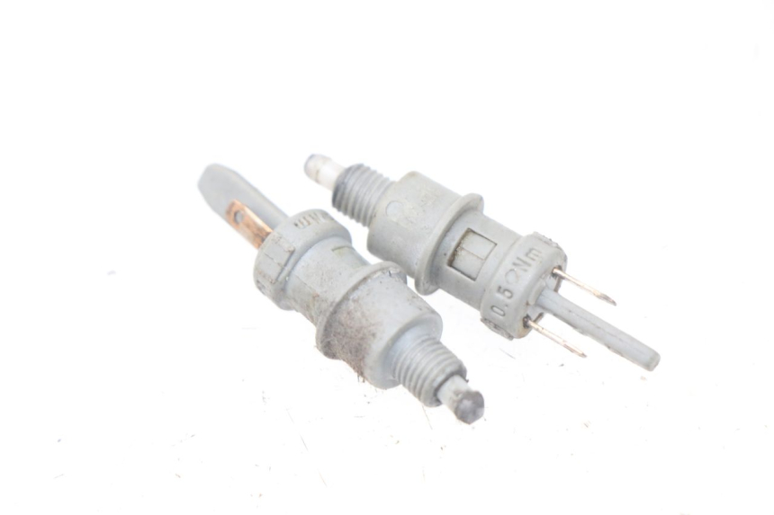 photo de STOP LIGHT SWITCH PEUGEOT VIVACITY 50 (1998 - 2003) - Main view