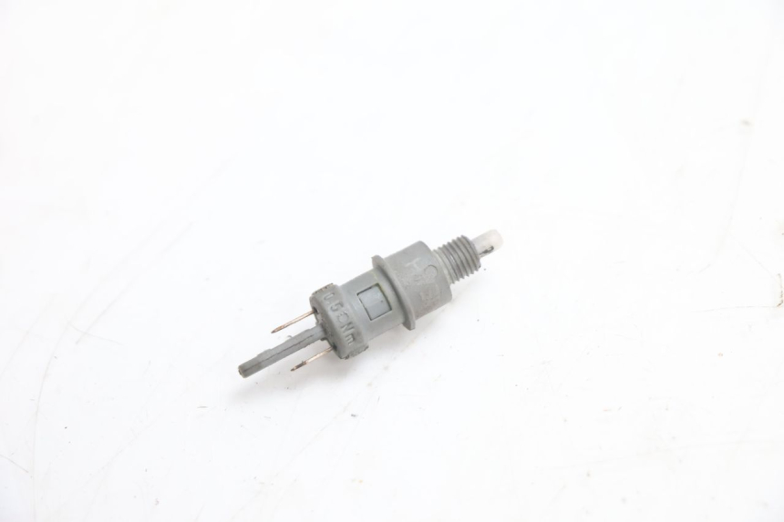photo de STOP LIGHT SWITCH PEUGEOT VIVACITY 50 (1998 - 2003) - Component detail