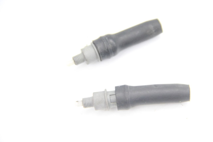 photo de STOP LIGHT SWITCH PEUGEOT VIVACITY 100 (1999 - 2008) - Component detail