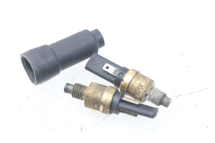 photo de STOP LIGHT SWITCH PEUGEOT VIVACITY 100 (1999 - 2008) - Main view