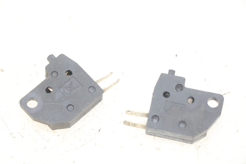 photo de STOP LIGHT SWITCH KYMCO X-TOWN XTOWN 125 (2016 - 2021) - Main view