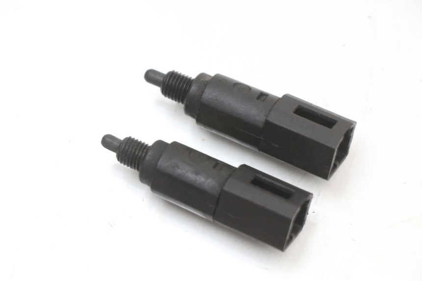 photo de STOP LIGHT SWITCH PIAGGIO X9 125 (2000 - 2003) - Zoom on usage condition