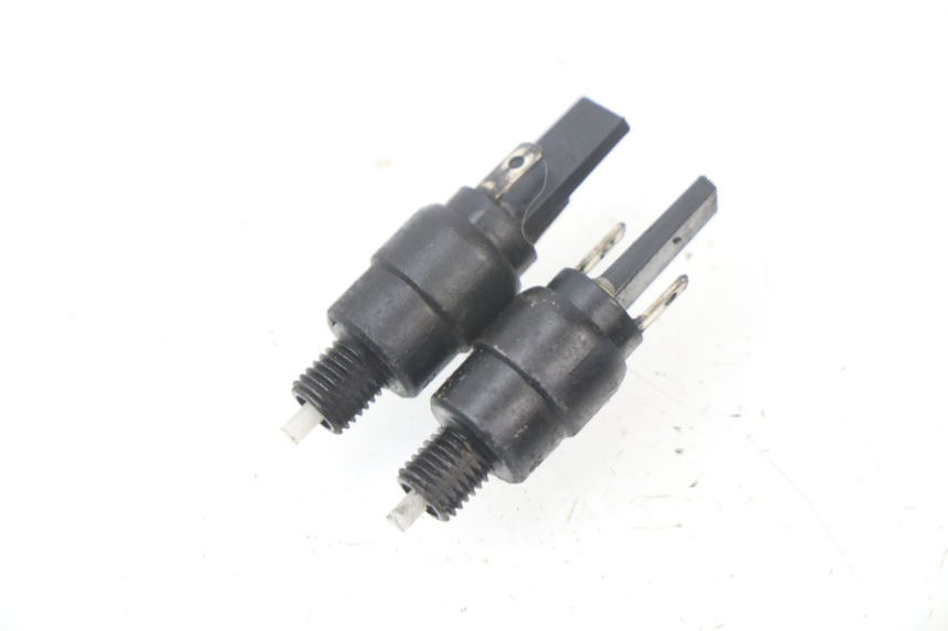 photo de STOP LIGHT SWITCH PIAGGIO XEVO - X EVO 125 (2007 - 2017) - Main view