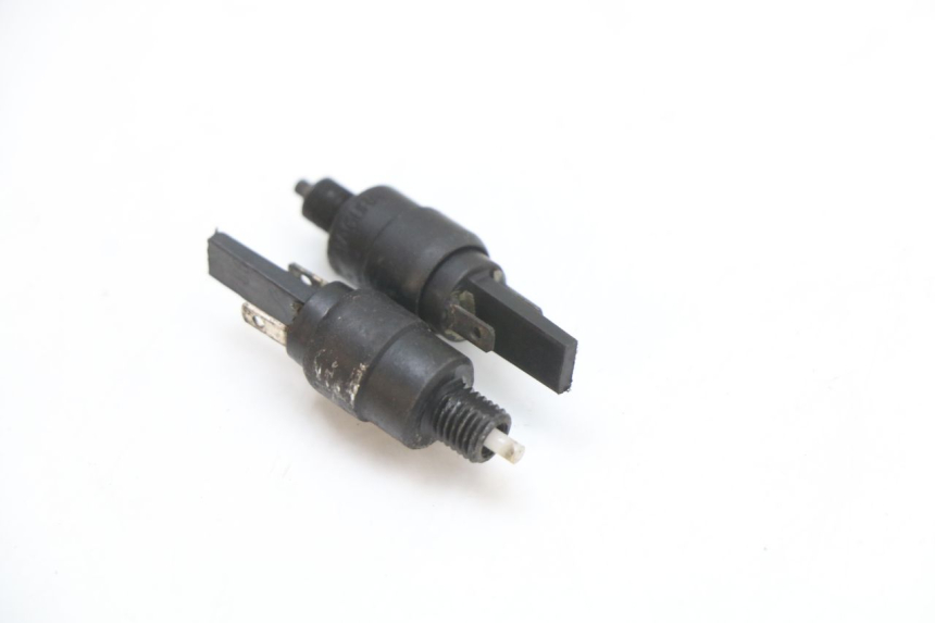 photo de STOP LIGHT SWITCH PIAGGIO XEVO - X EVO 125 (2007 - 2017) - Main view