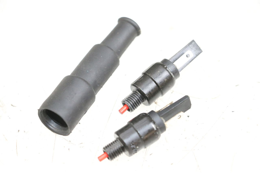 photo de STOP LIGHT SWITCH PIAGGIO XEVO - X EVO 125 (2007 - 2017) - Main view