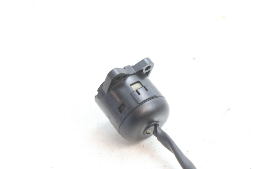 photo de SWITCH APRILIA ATLANTIC S 125 (2010 - 2013) - Technical close-up