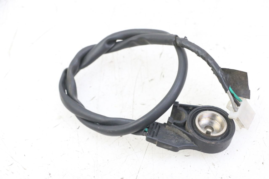 photo de SIDE STAND SWITCH DAELIM BESBI 125 (2007 - 2008) - Component detail