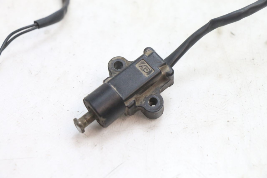 photo de SIDE STAND SWITCH YAMAHA FJR 1300 (2001 - 2005) - Component detail