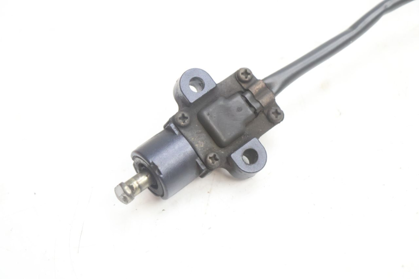 photo de SIDE STAND SWITCH YAMAHA FJR 1300 (2001 - 2005) - Technical close-up