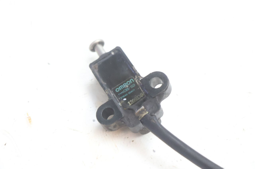 photo de SIDE STAND SWITCH SUZUKI GSX F GSXF 750 (1988 - 1998) - Technical close-up