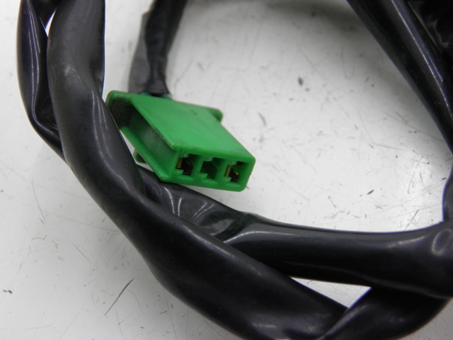 photo de IGNITION SWITCH KICKSTAND HONDA FES PANTHEON 125 (2003 - 2007) - Zoom on usage condition